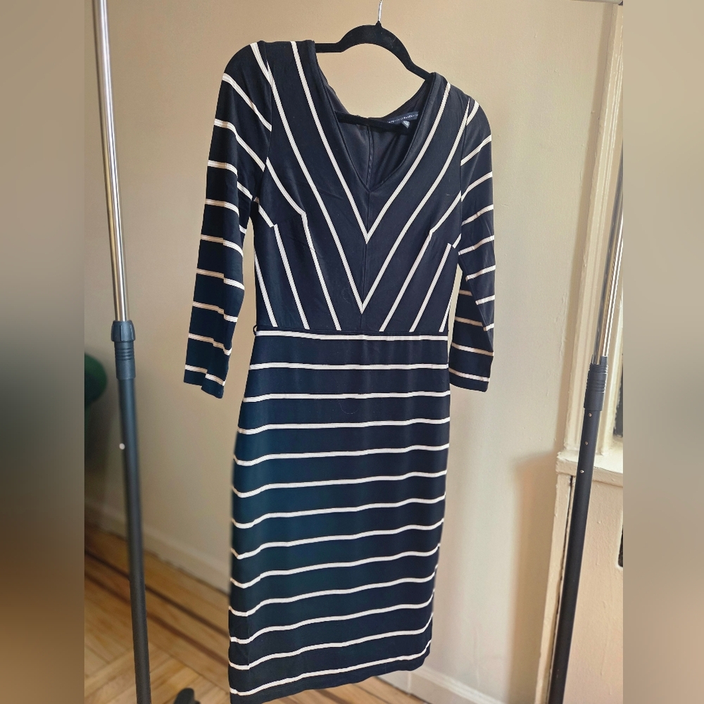 White House Black Market Striped Quarter Sleeve Dress